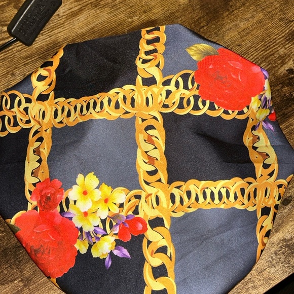 Luxury Chain Print Bonnet – Adult Size | Silk Lined - Picture 2 of 3